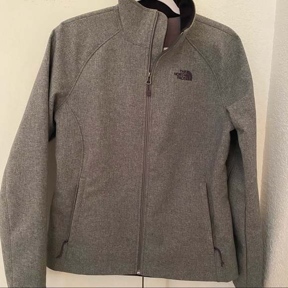 The North Face Shell Jacket - Picture 12 of 15